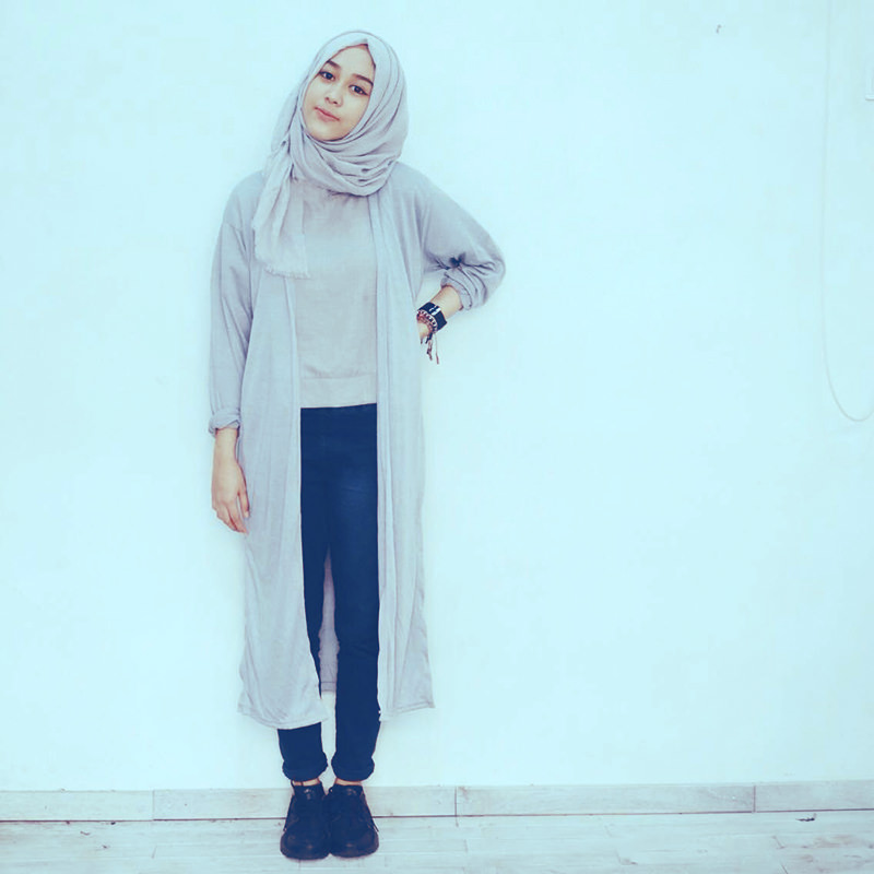2 Tips Sederhana Memadukan Busana Muslim Item Fashion Hijab