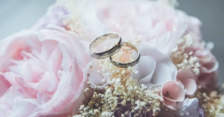 Rekomendasi Isi Seserahan Pernikahan untuk Calon Istri Tercinta